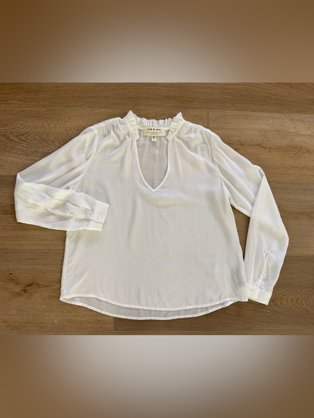 Anthropologie Cloth & Stone White Tencel Ruffle Split Neck Blouse Size Small